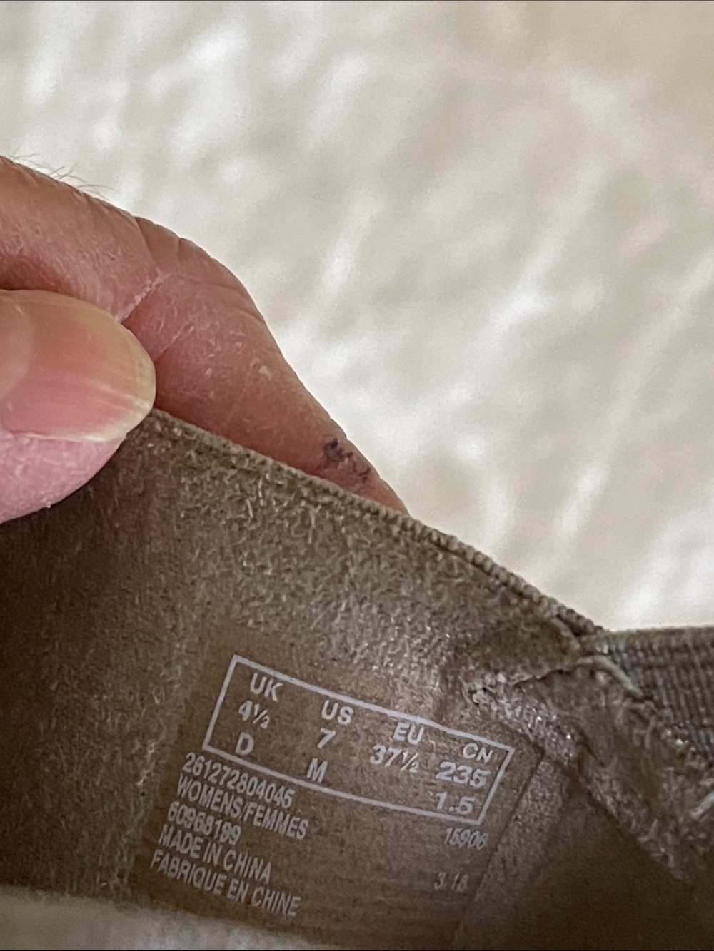 Clarks Cloudsteppers Women's Gray Crisscross Slingback Sandals SZ 7 - Picture 3 of 4
